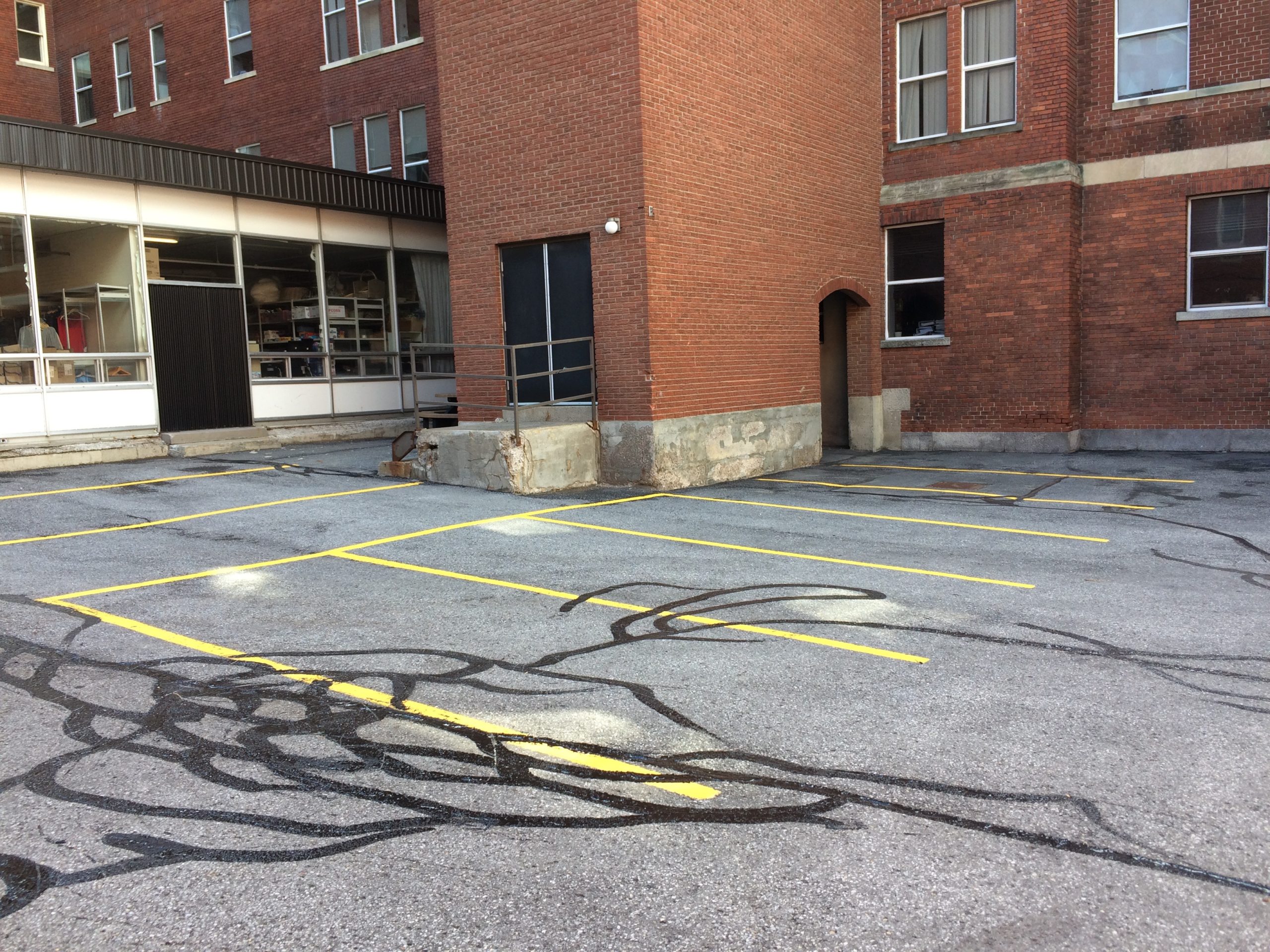 asphalt crack filling services