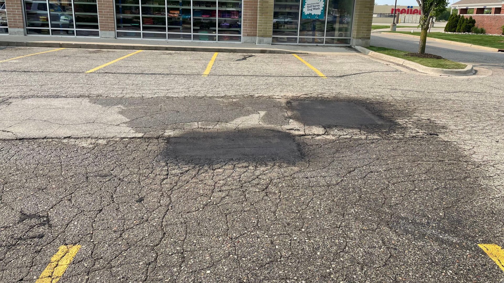 How Fast Pothole Repair Minimizes Safety Risks and Liabilities
